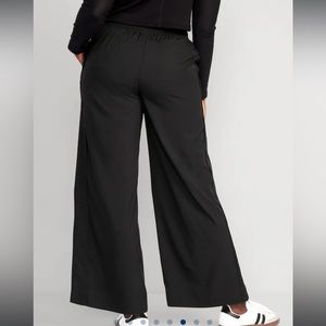 High-Waisted StretchTech Wide-Leg Pants